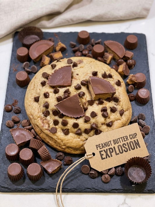 Peanut Butter Cup Explosion(6oz Oversized Cookie)